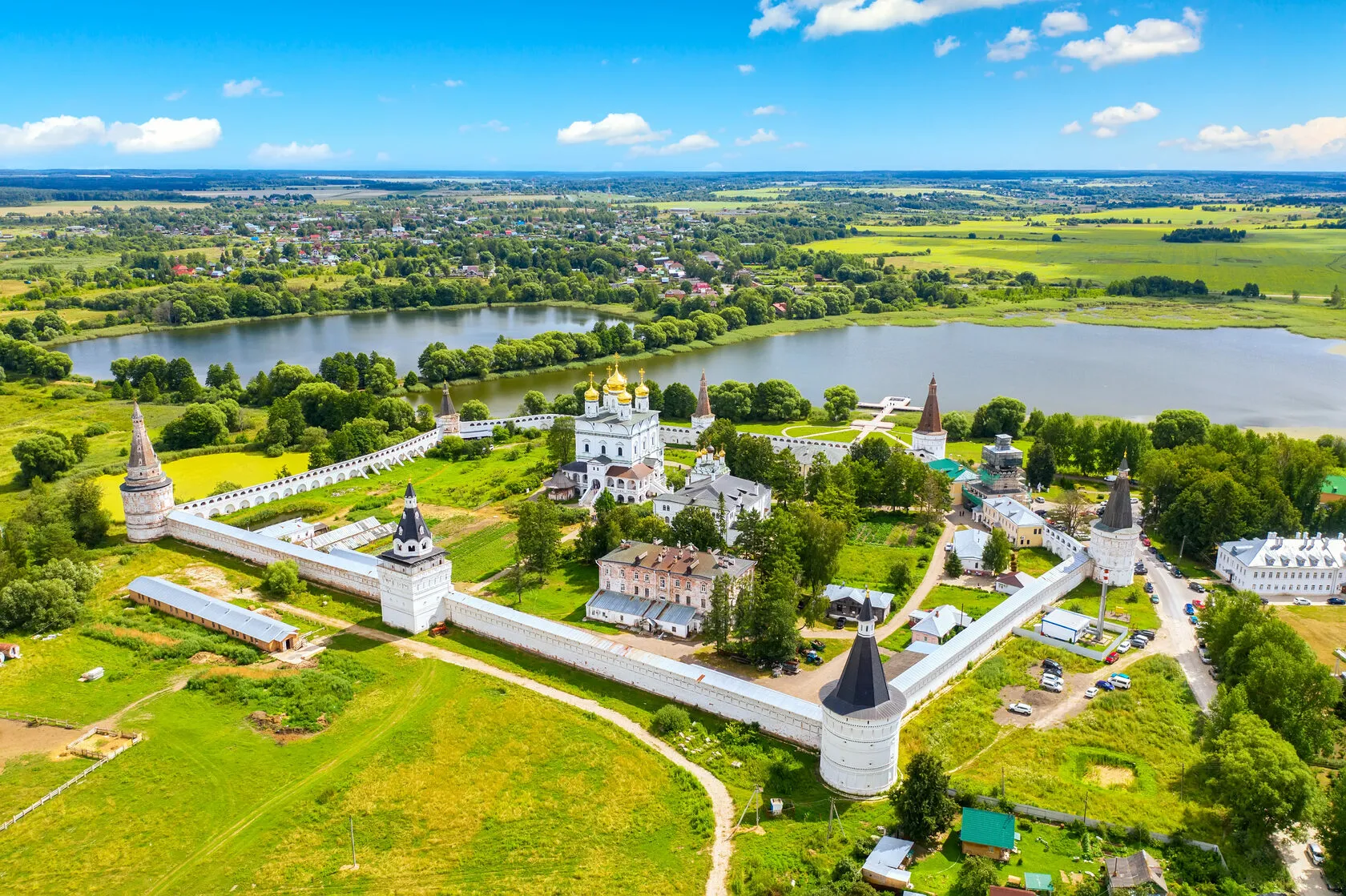 Иосифо-Волоцкий монастырь, Волоколамский район